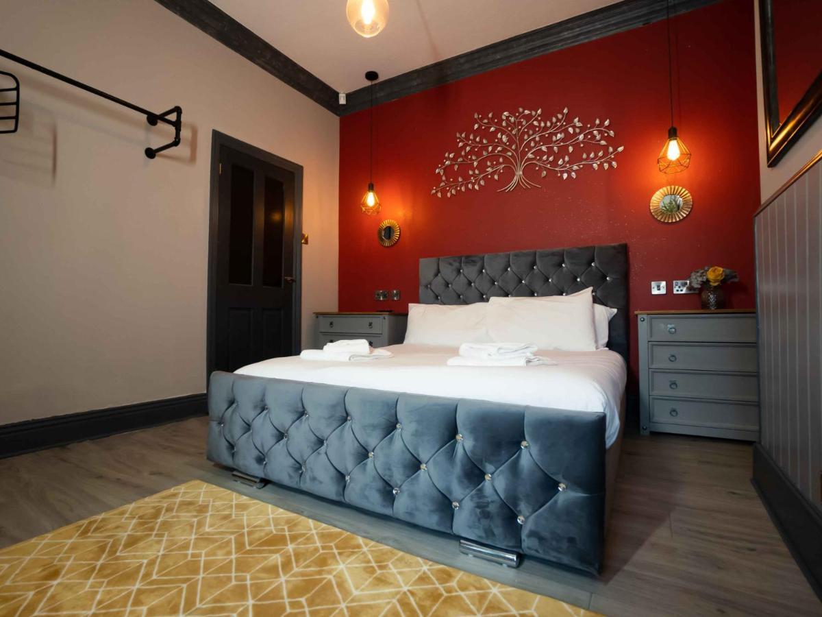 Pass The Keys Amazing, Newly Renovated 5Bedroom House Sleeps 10 Скарбъро Екстериор снимка